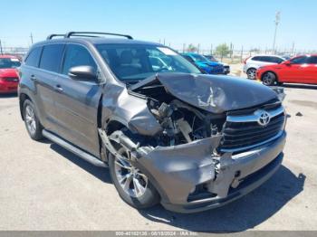  Salvage Toyota Highlander