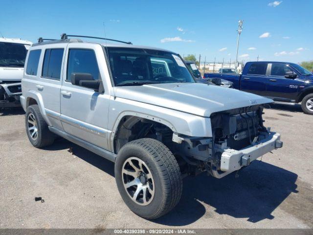  Salvage Jeep Commander