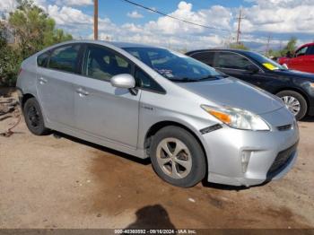  Salvage Toyota Prius