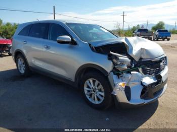  Salvage Kia Sorento