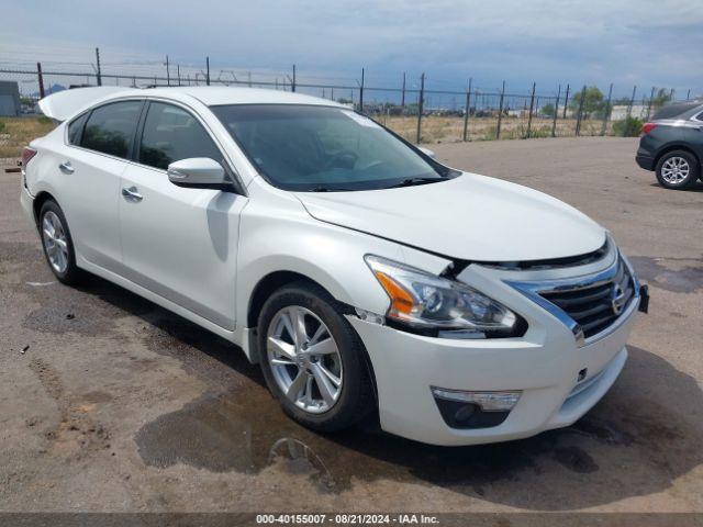  Salvage Nissan Altima