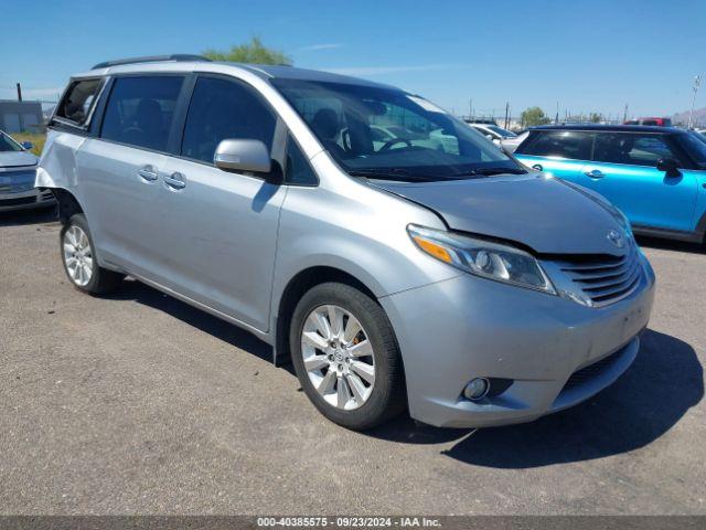  Salvage Toyota Sienna