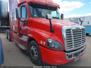  Salvage Freightliner Cascadia 125