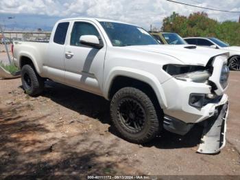  Salvage Toyota Tacoma