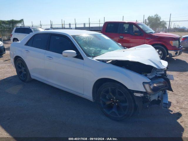  Salvage Chrysler 300