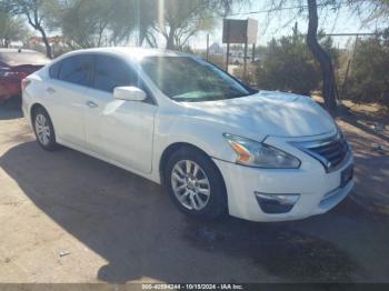  Salvage Nissan Altima