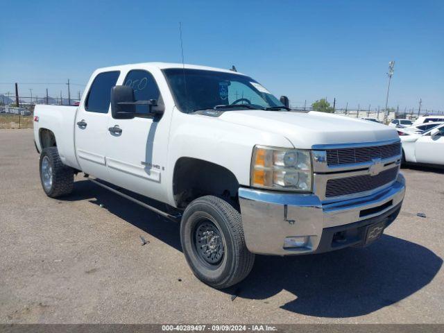  Salvage Chevrolet Silverado 2500