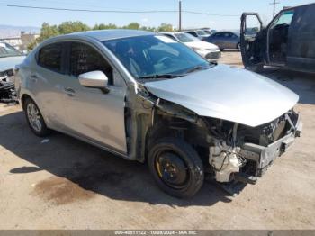  Salvage Toyota Yaris