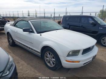  Salvage Ford Mustang