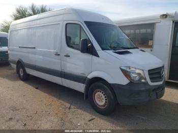  Salvage Mercedes-Benz Sprinter 2500