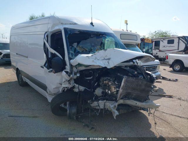  Salvage Mercedes-Benz Sprinter 2500