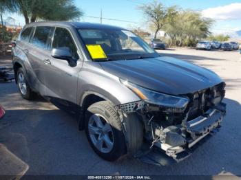  Salvage Toyota Highlander