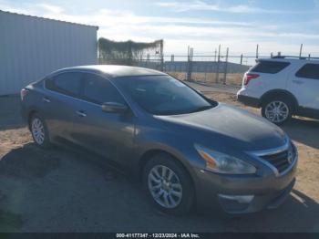  Salvage Nissan Altima