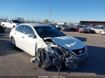  Salvage Nissan Altima