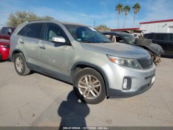  Salvage Kia Sorento