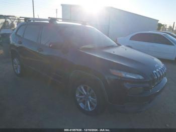  Salvage Jeep Cherokee