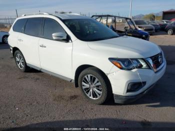  Salvage Nissan Pathfinder