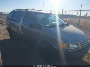  Salvage Toyota Sienna