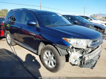  Salvage Toyota Highlander