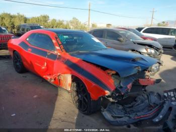  Salvage Dodge Challenger