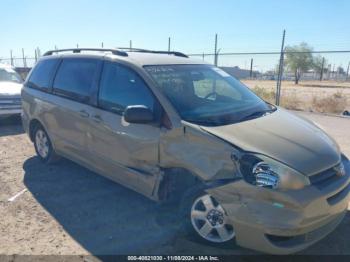  Salvage Toyota Sienna