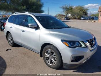  Salvage Nissan Pathfinder