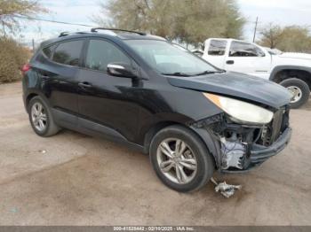  Salvage Hyundai TUCSON