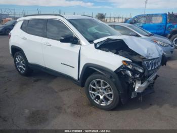  Salvage Jeep Compass