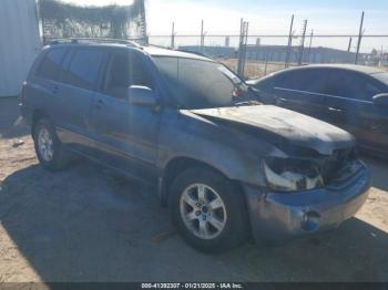  Salvage Toyota Highlander