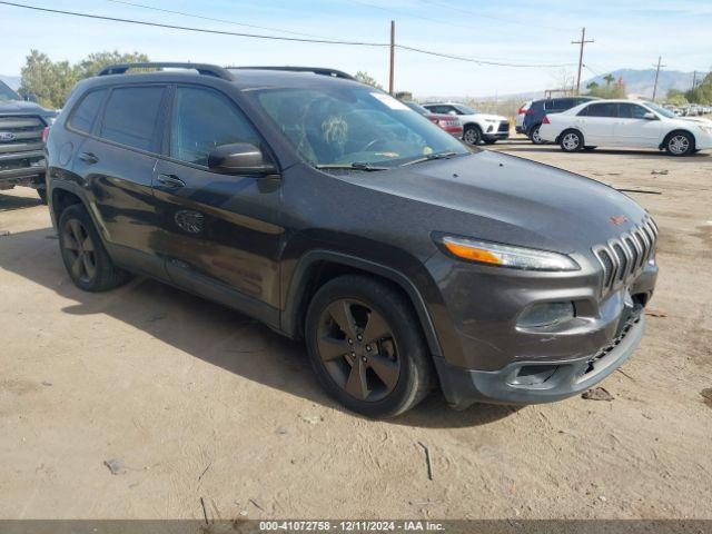  Salvage Jeep Cherokee