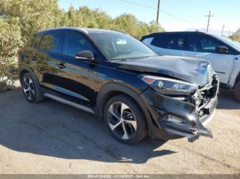  Salvage Hyundai TUCSON