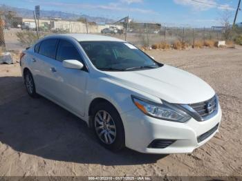  Salvage Nissan Altima