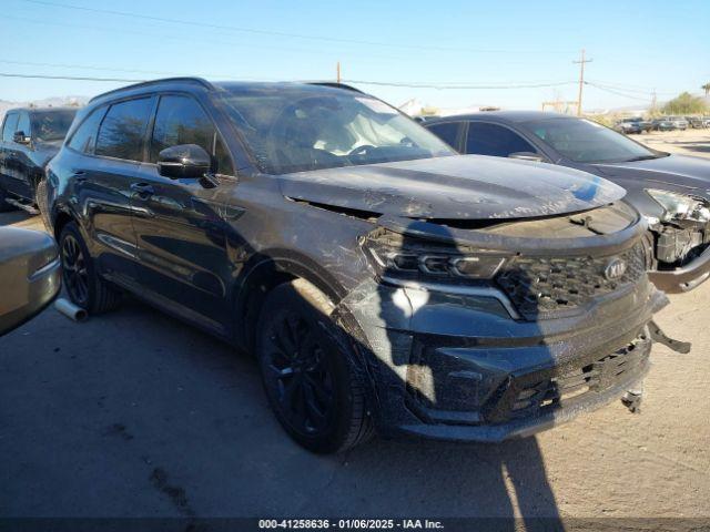  Salvage Kia Sorento