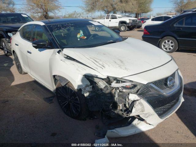  Salvage Nissan Maxima