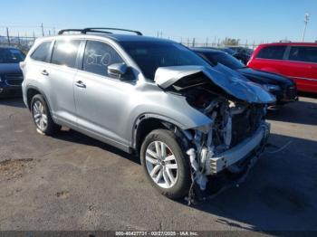  Salvage Toyota Highlander