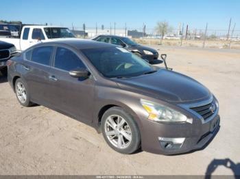  Salvage Nissan Altima