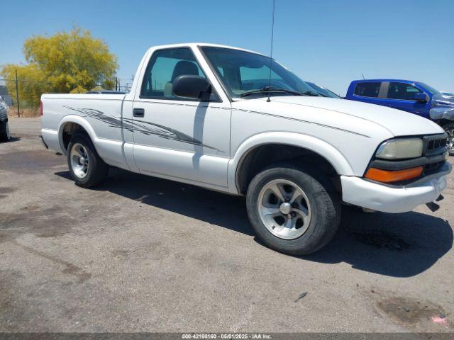 Salvage Chevrolet S-10