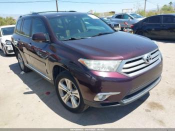  Salvage Toyota Highlander