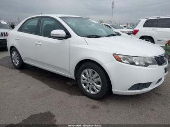  Salvage Kia Forte
