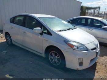  Salvage Toyota Prius
