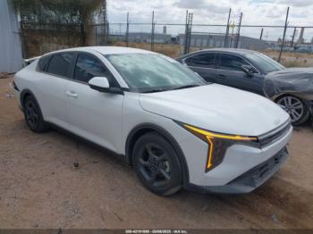  Salvage Kia K4
