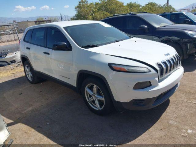  Salvage Jeep Cherokee