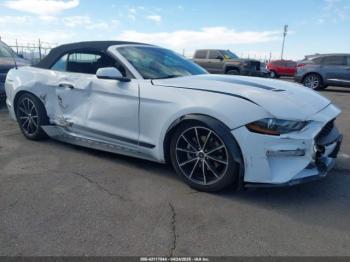  Salvage Ford Mustang
