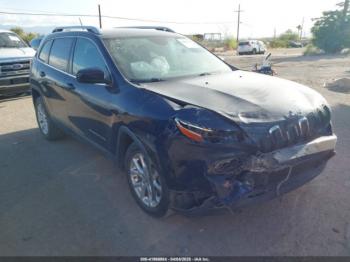  Salvage Jeep Cherokee