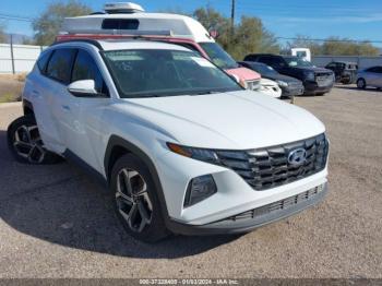  Salvage Hyundai TUCSON