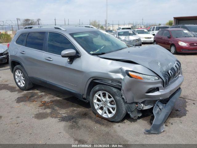  Salvage Jeep Cherokee