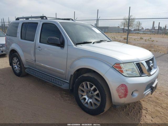  Salvage Nissan Pathfinder
