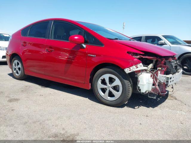  Salvage Toyota Prius