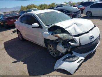  Salvage Mazda Mazda3