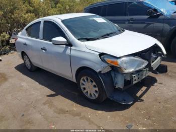  Salvage Nissan Versa